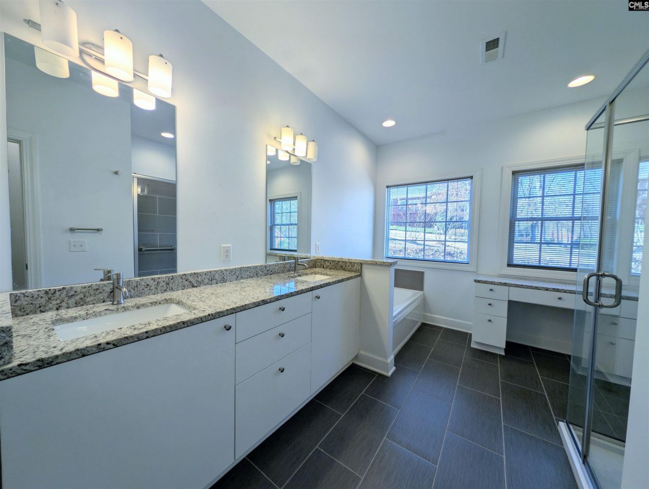 104 Fallen Oak Drive Photo 28