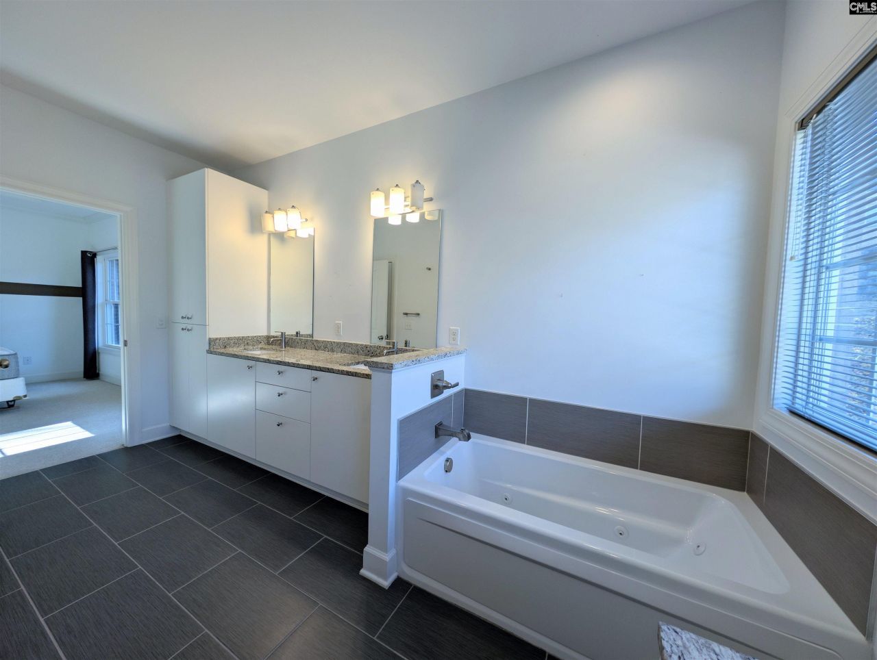 104 Fallen Oak Drive Photo 31