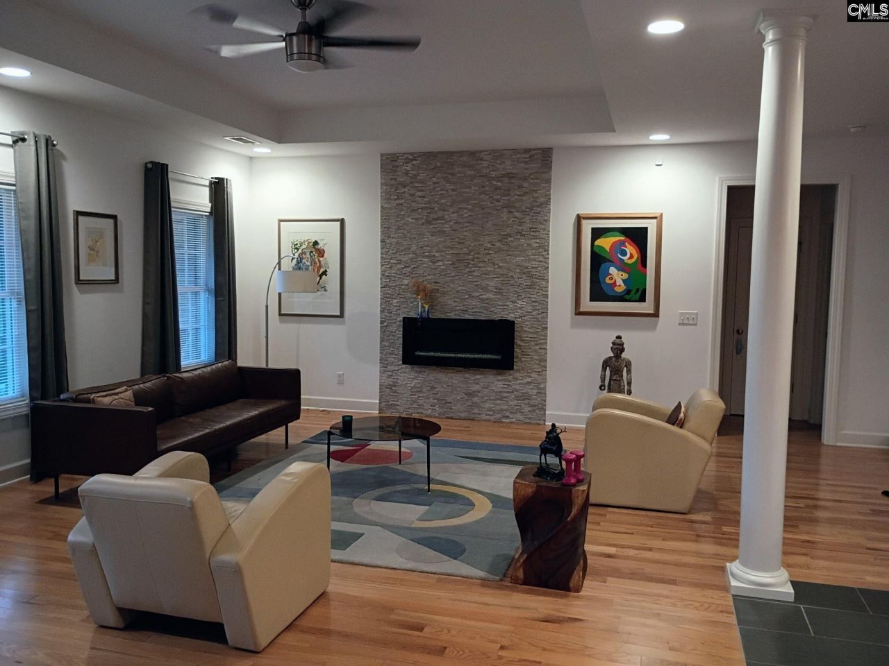 104 Fallen Oak Drive Photo 6