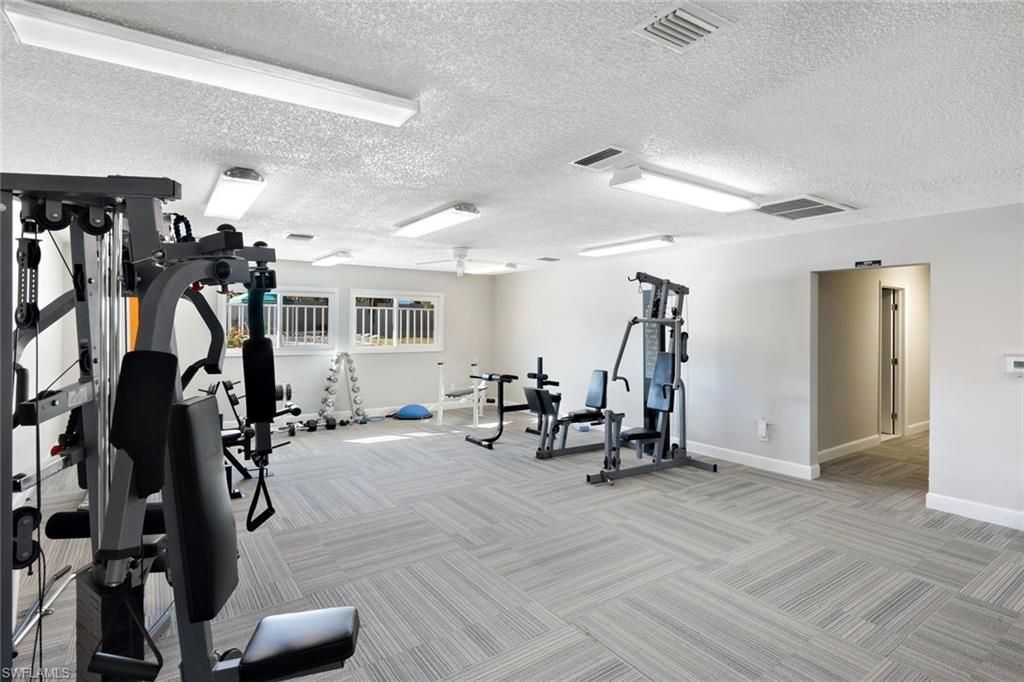 4251 Island Cir, Unit 3, Fort Myers, FL 33919 Photo