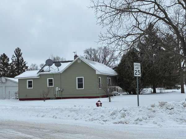 1014 2nd Street SE, Wadena, MN 56482