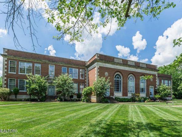 523 Bertrand St, Knoxville, TN 37917