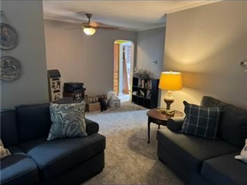 1122 Harrisburg Pike, Columbus, OH 43223 Photo 3