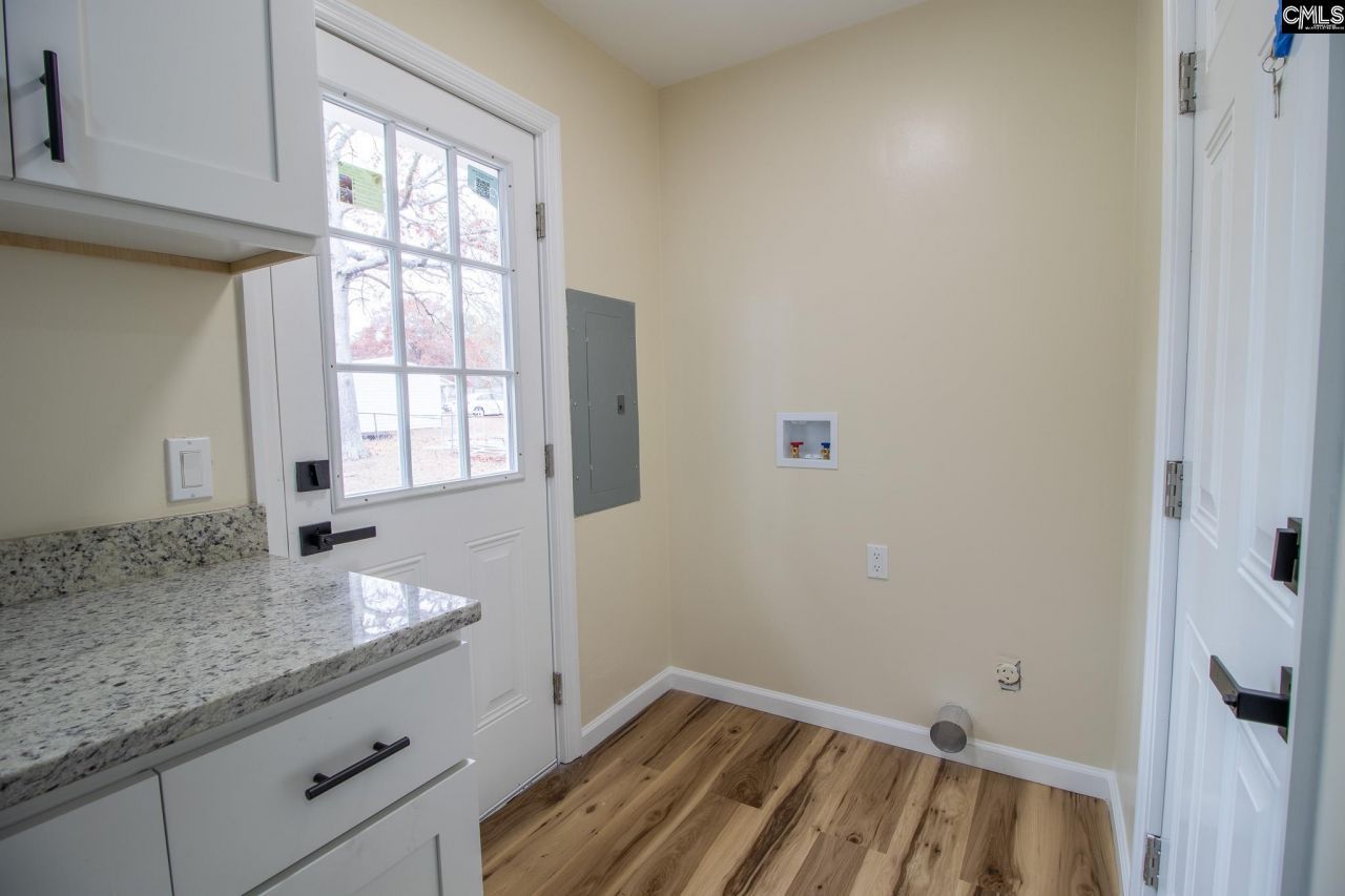 504 Orange Court Photo 8