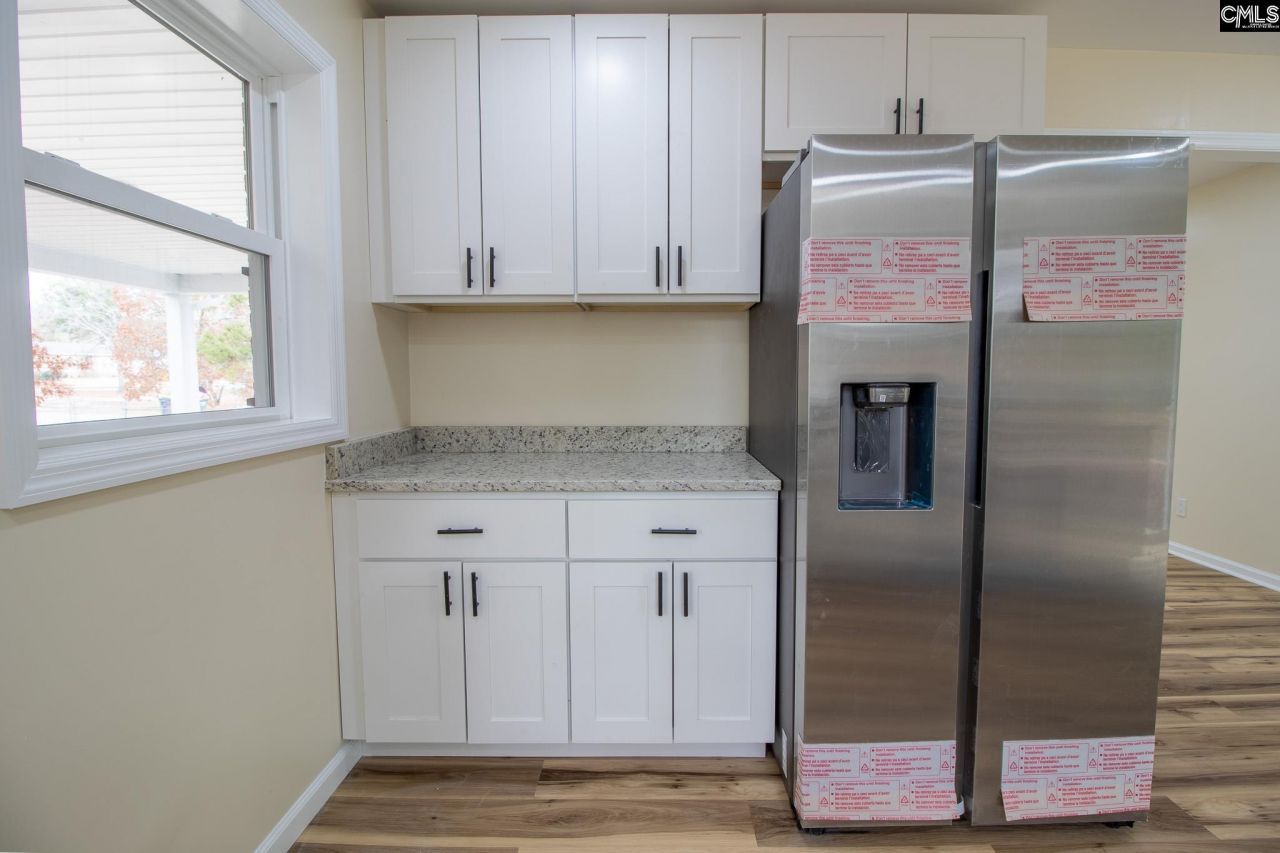 504 Orange Court Photo 9