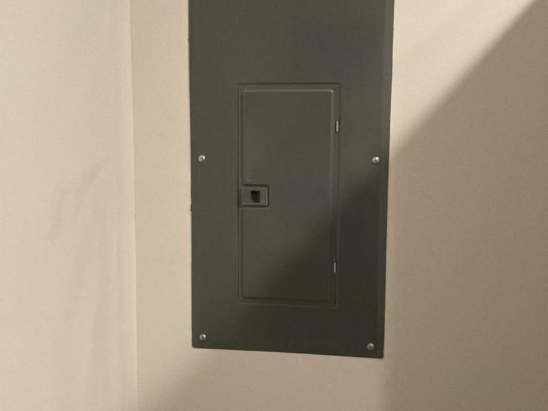 516 Salzberg Lane, Springdale, OH 45246 Photo 27