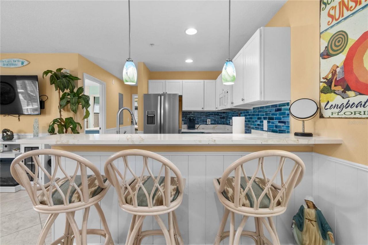 3740 Gulf Of Mexico Drive, Unit 114, Longboat Key, FL 34228 Photo