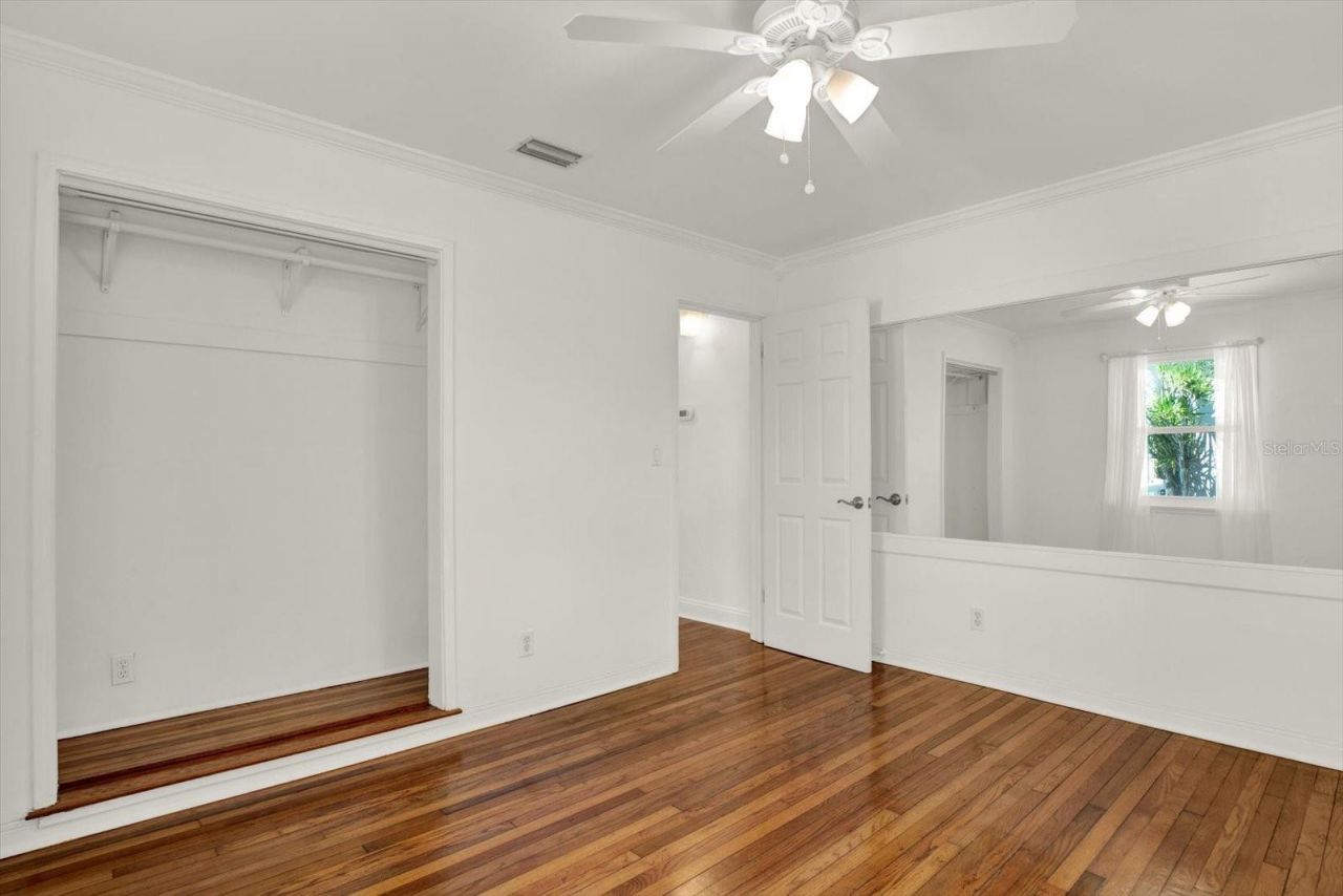 734 37th Avenue N, Saint Petersburg, FL 33704 Photo