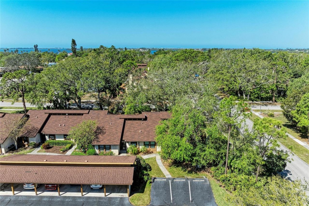 7615 4th Avenue W, Unit 7615, Bradenton, FL 34209 Photo