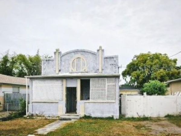 2737 W GREEN STREET, TAMPA, FL 33607