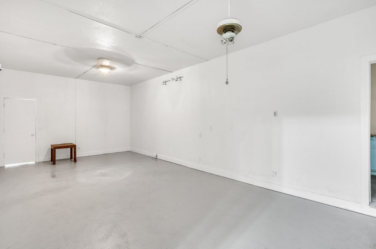 3030 Brownell Avenue Photo 15