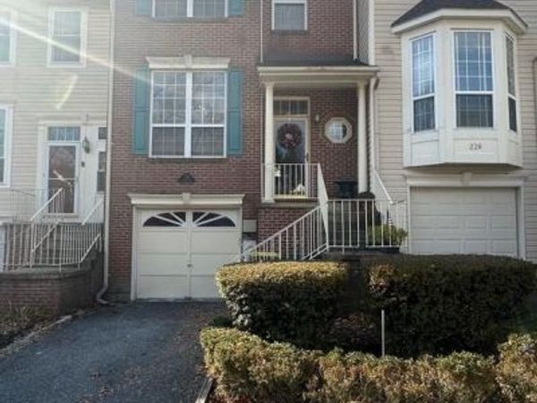 226 CAYMAN COURT, WILMINGTON, DE 19808