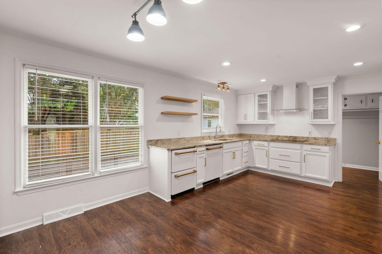 1102 Quenby Lane Photo 14