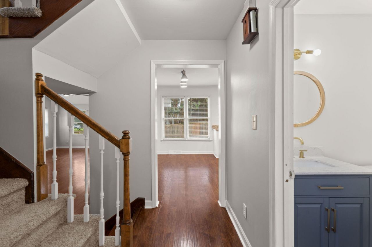 1102 Quenby Lane Photo 5