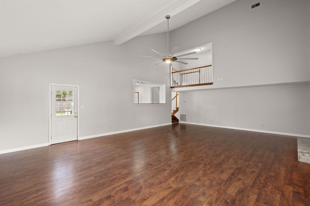 1102 Quenby Lane Photo 8