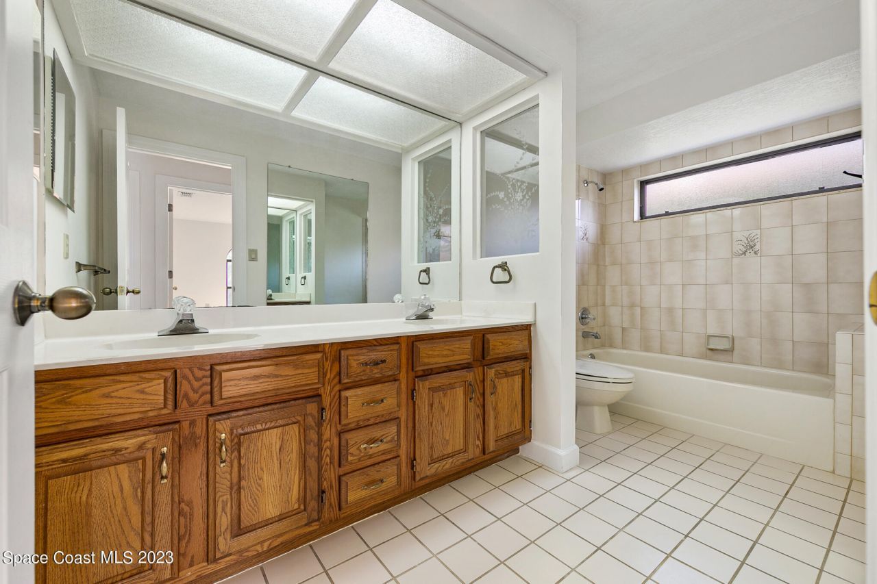 2100 Leeward Lane , Merritt Island, FL 32953 Photo