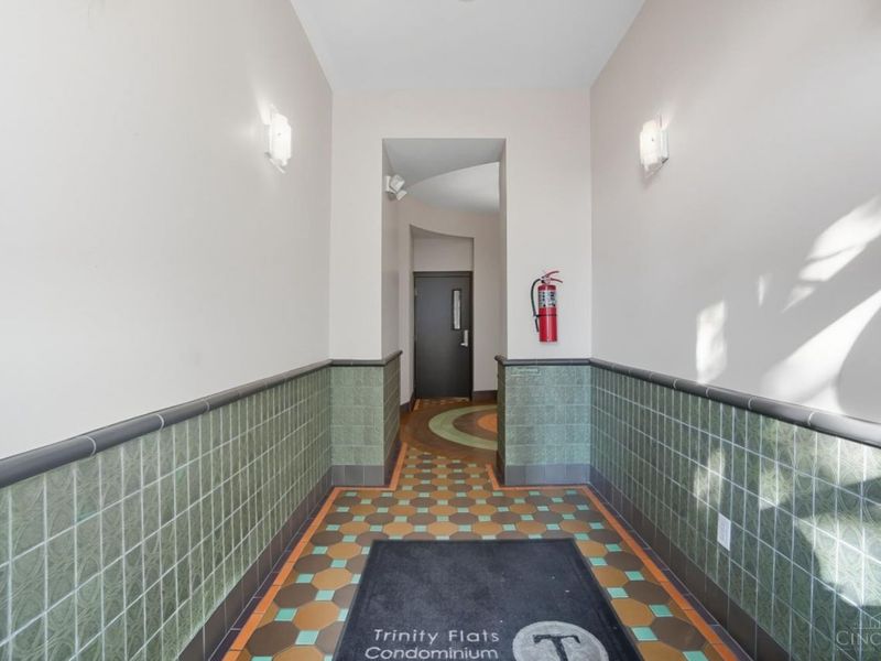 1331 Vine Street, Unit 4, Cincinnati, OH 45202 Photo 9