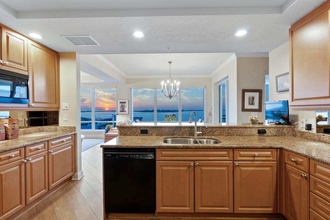 35 Watergate Drive, Unit 1201, Sarasota, FL 34236 Photo