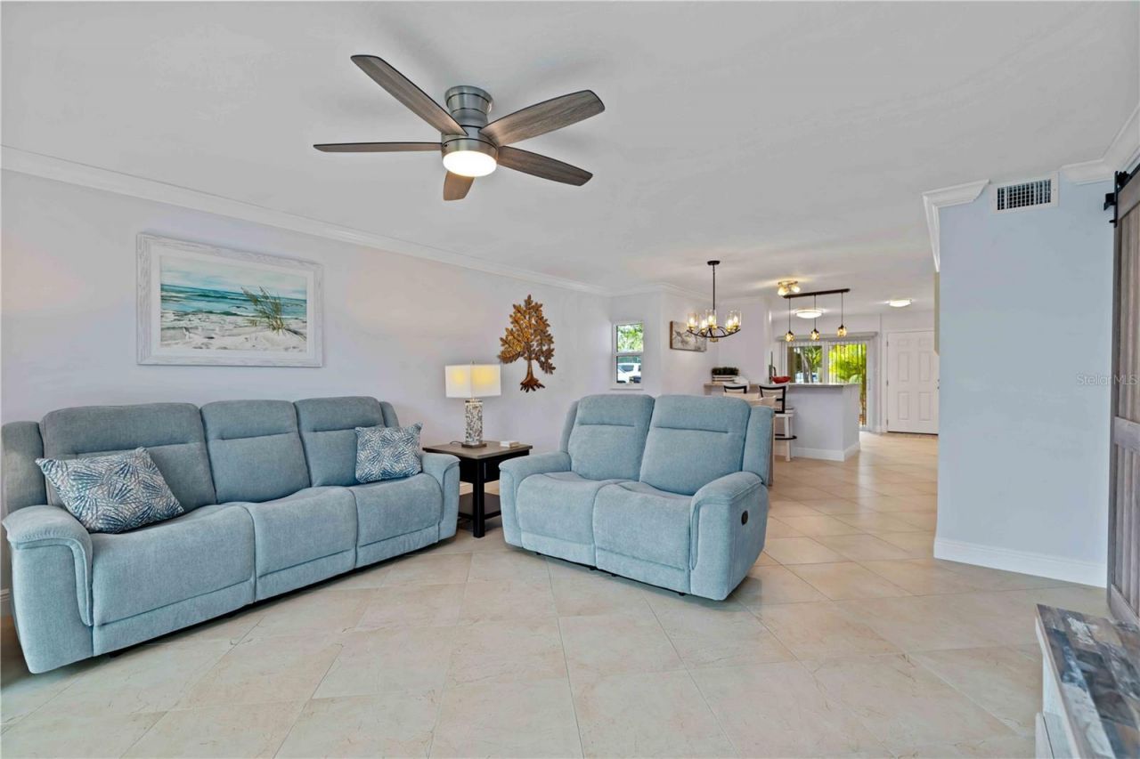 5260 Gulf Of Mexico Drive, Unit 401, Longboat Key, FL 34228 Photo