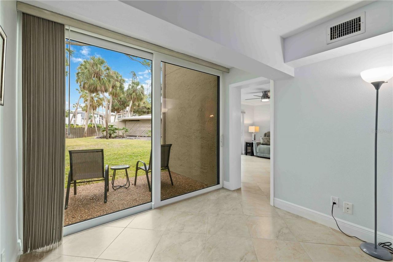 5260 Gulf Of Mexico Drive, Unit 401, Longboat Key, FL 34228 Photo