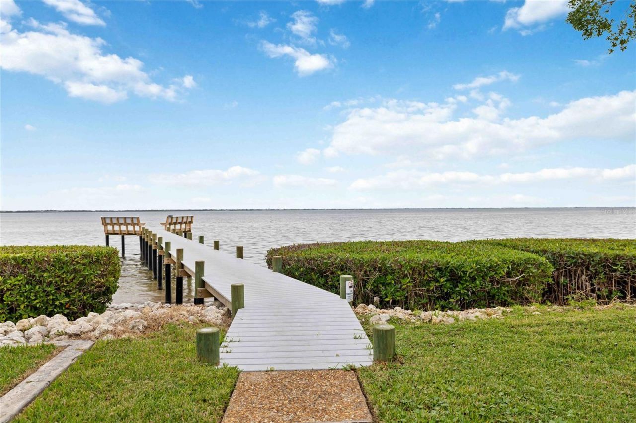 5260 Gulf Of Mexico Drive, Unit 401, Longboat Key, FL 34228 Photo