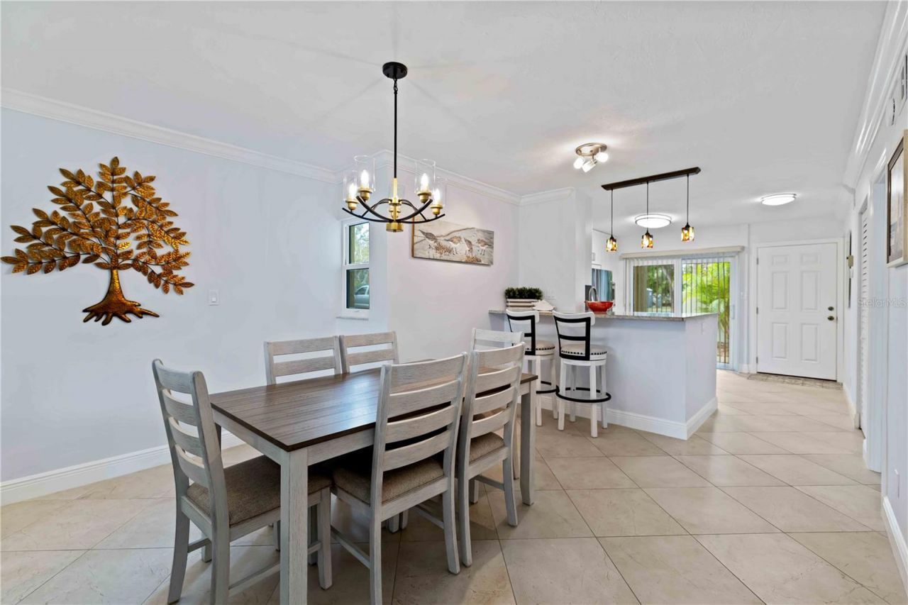 5260 Gulf Of Mexico Drive, Unit 401, Longboat Key, FL 34228 Photo