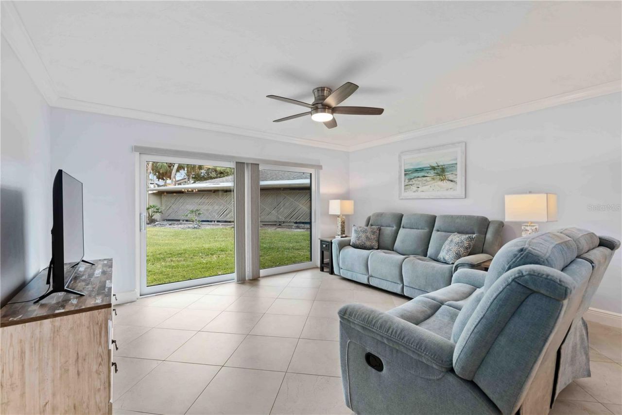 5260 Gulf Of Mexico Drive, Unit 401, Longboat Key, FL 34228 Photo