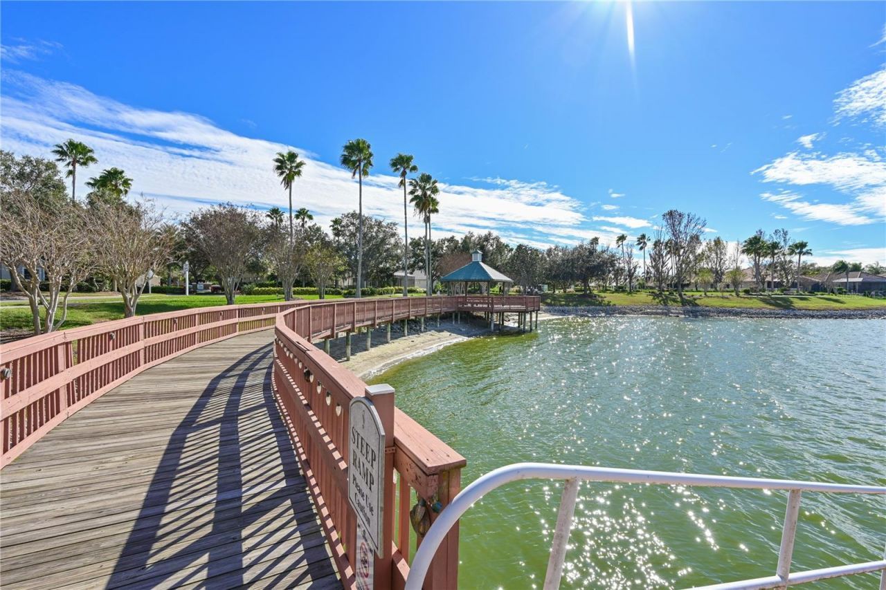 6602 Tallmast Circle, Lakewood Ranch, FL 34202 Photo