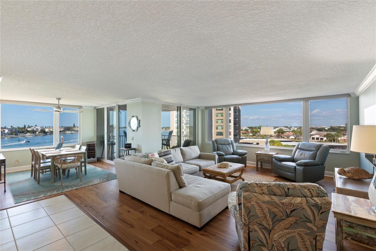 736 Island Way, Unit 406, Clearwater, FL 33767 Photo