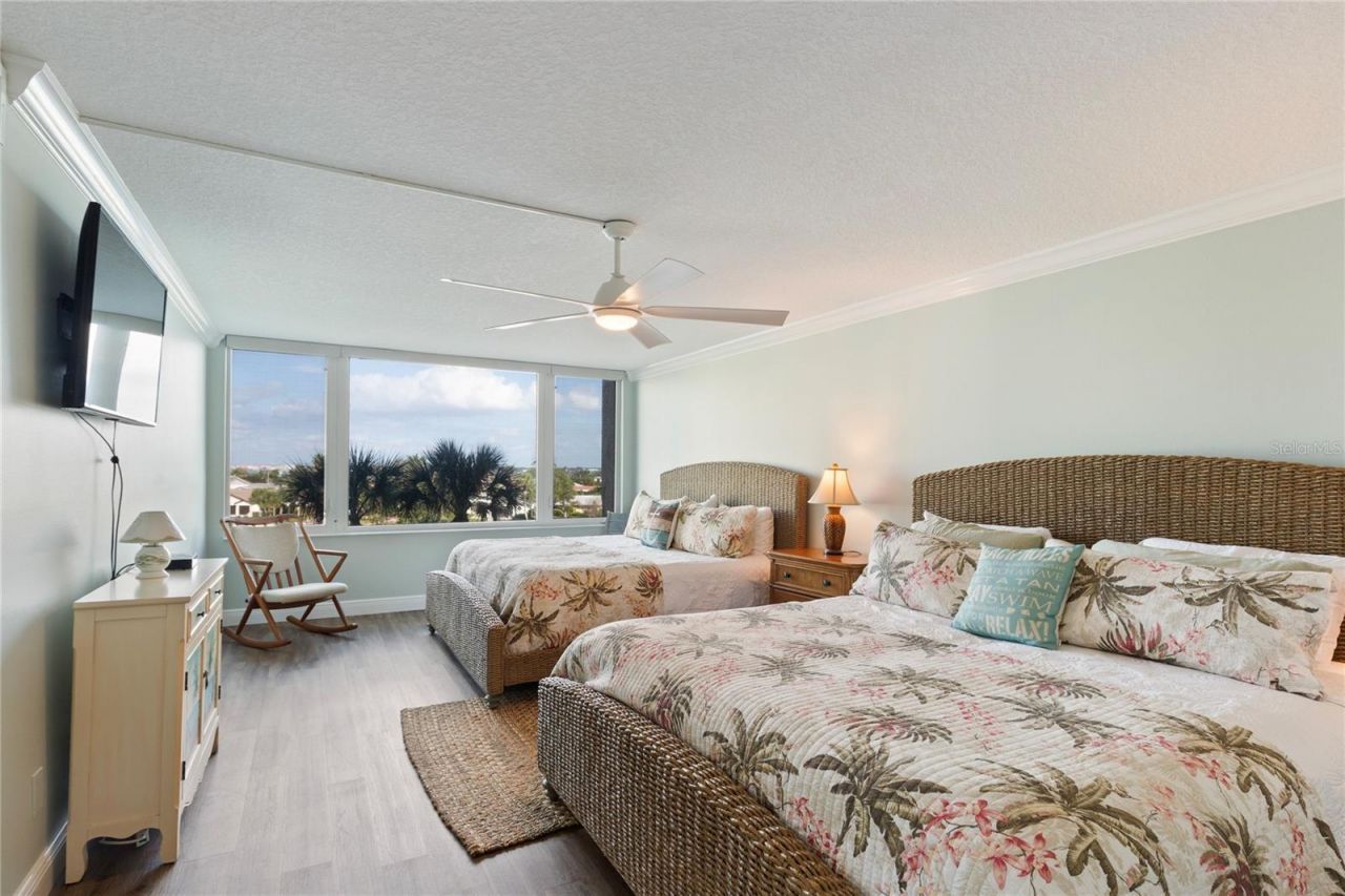 736 Island Way, Unit 406, Clearwater, FL 33767 Photo