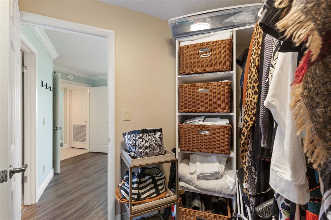 736 Island Way, Unit 406, Clearwater, FL 33767 Photo