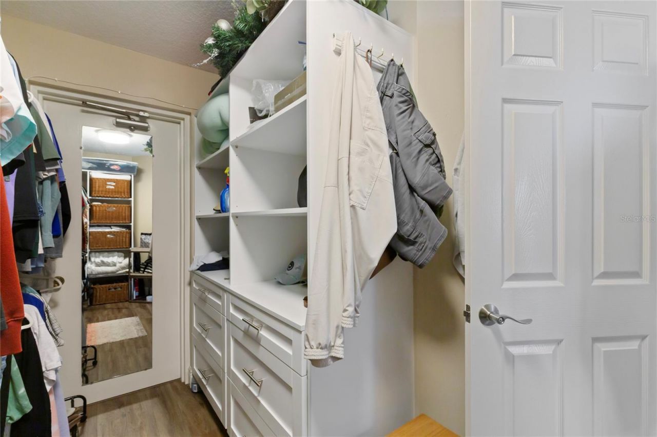 736 Island Way, Unit 406, Clearwater, FL 33767 Photo