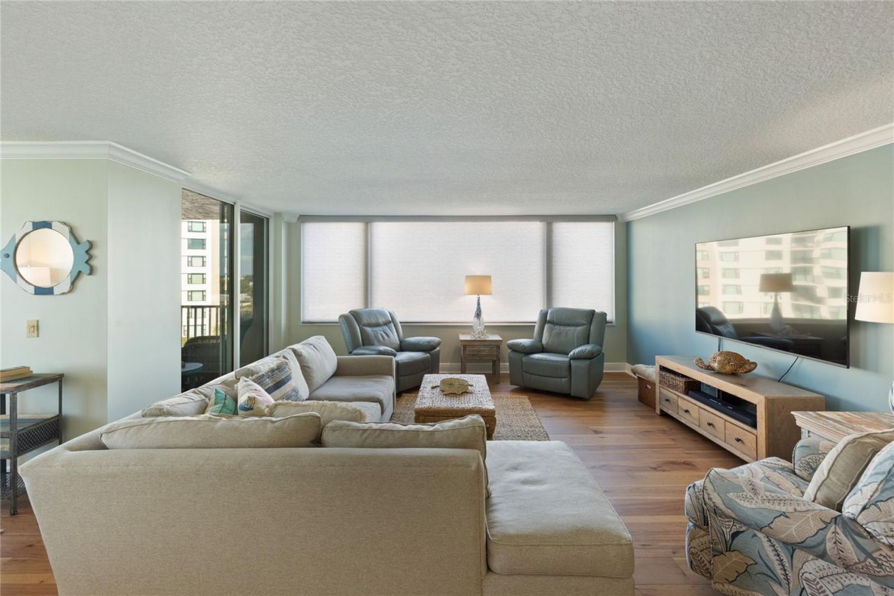 736 Island Way, Unit 406, Clearwater, FL 33767 Photo