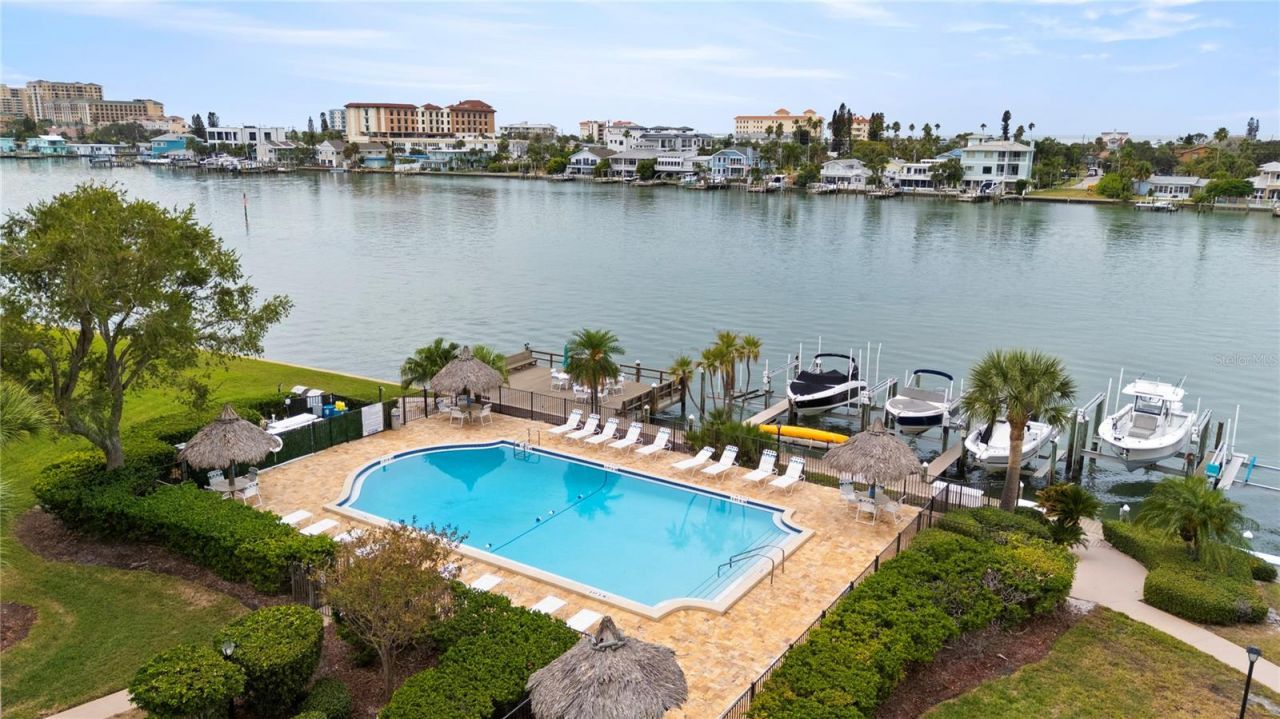 736 Island Way, Unit 406, Clearwater, FL 33767 Photo
