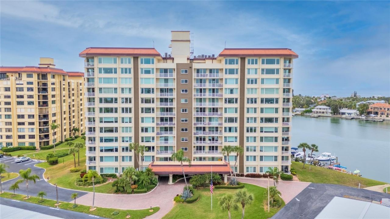 736 Island Way, Unit 406, Clearwater, FL 33767 Photo