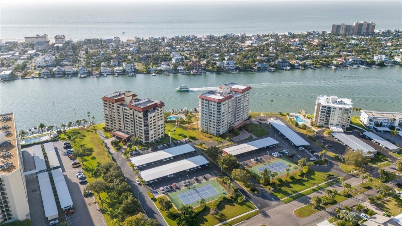 736 Island Way, Unit 406, Clearwater, FL 33767 Photo