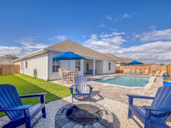 1328 Sea Grove Court, Gulf Breeze, FL 32563