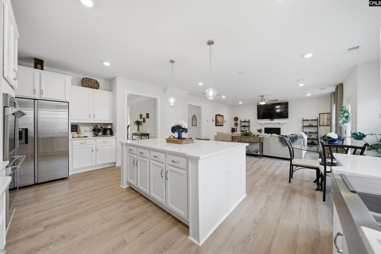 527 Radnor Hunt Court Photo 21