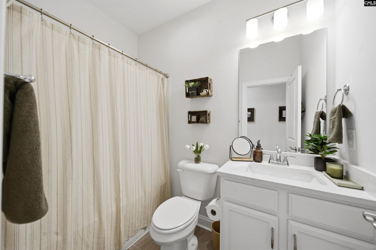 527 Radnor Hunt Court Photo 39