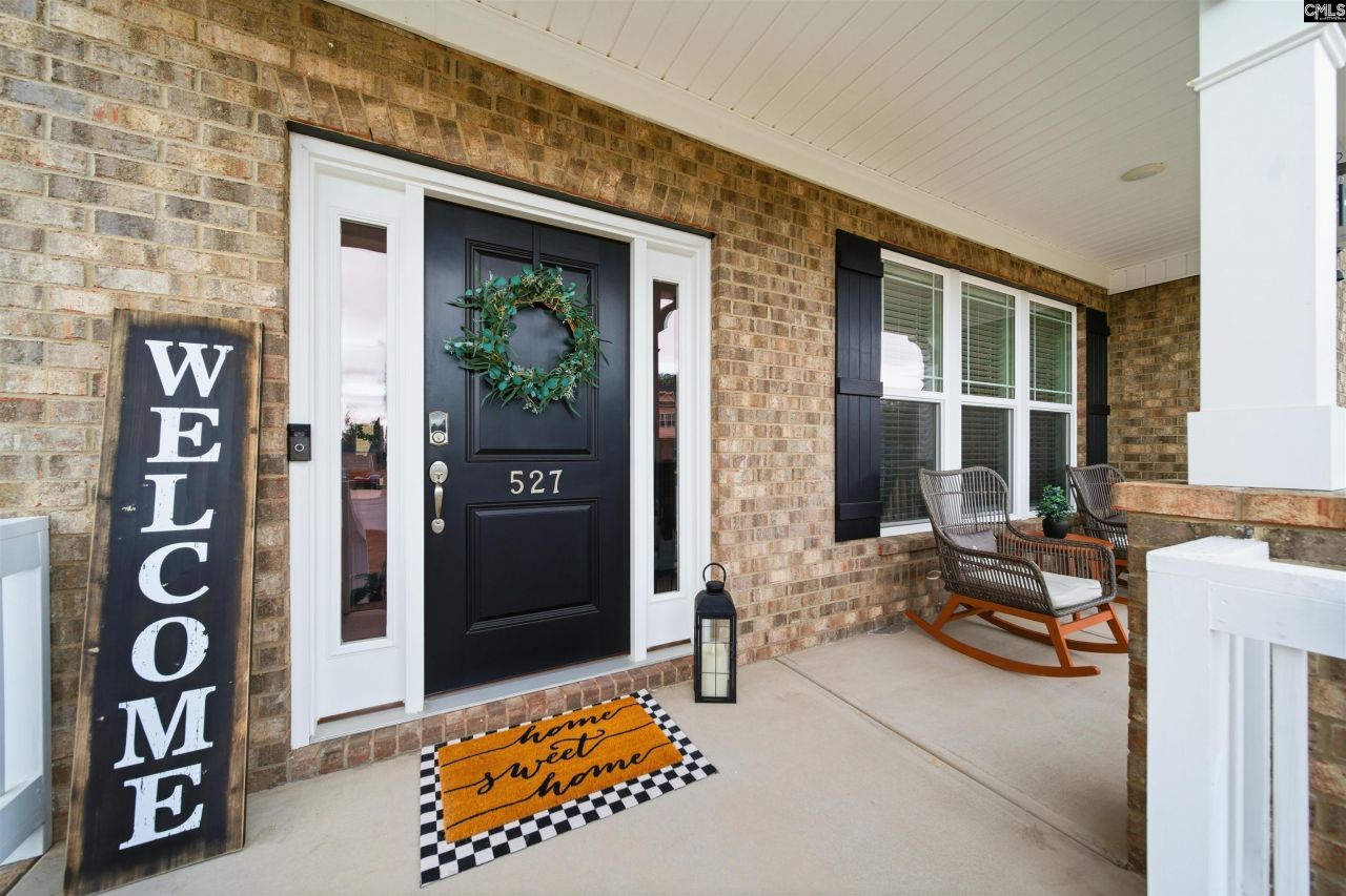 527 Radnor Hunt Court Photo 8