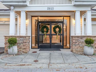 2810 Bedford Green Drive, Unit 207, Raleigh, NC 27604