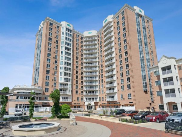 6600 Lyndale Avenue S, Unit 503, Richfield, MN 55423