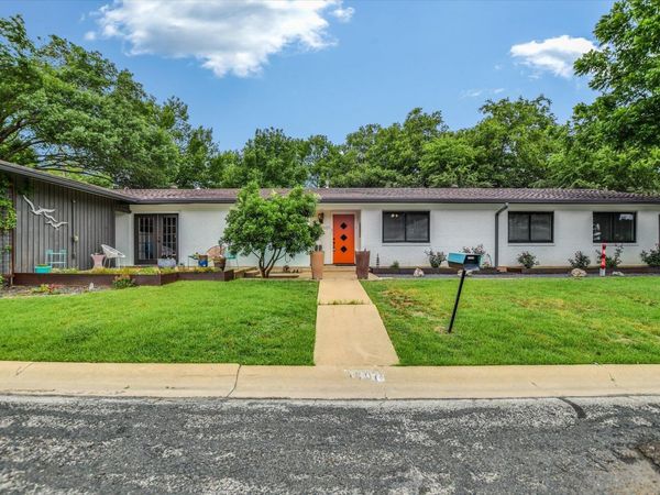 1601 E 19th ST, Georgetown, TX 78626