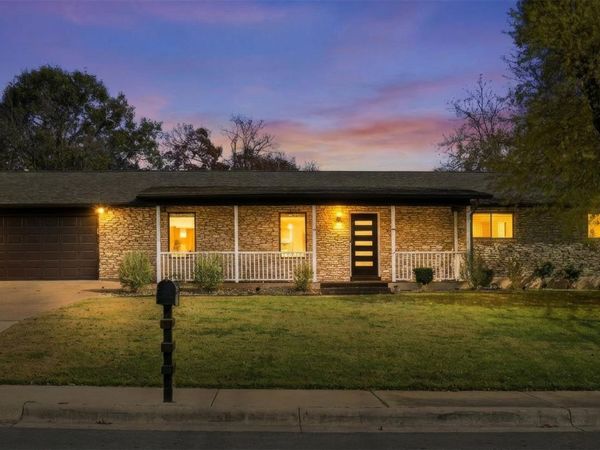 1609 Mesquite LN, Georgetown, TX 78628