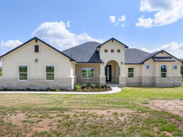 1136 Country Road 484 RD, Elgin, TX 78621
