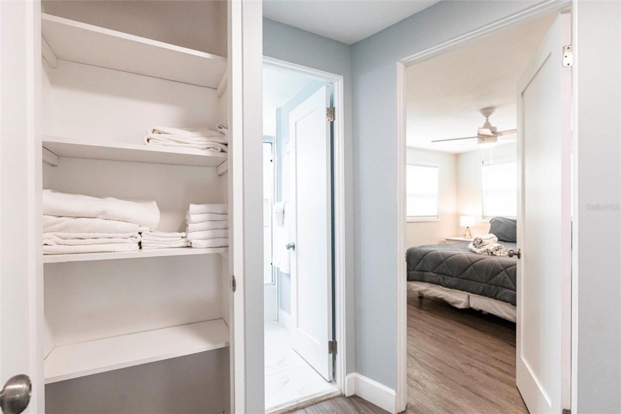 6020 Midnight Pass Road, Unit 49, Sarasota, FL 34242 Photo