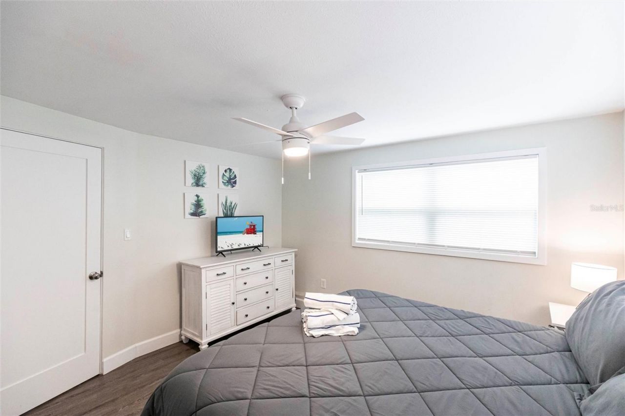 6020 Midnight Pass Road, Unit 49, Sarasota, FL 34242 Photo