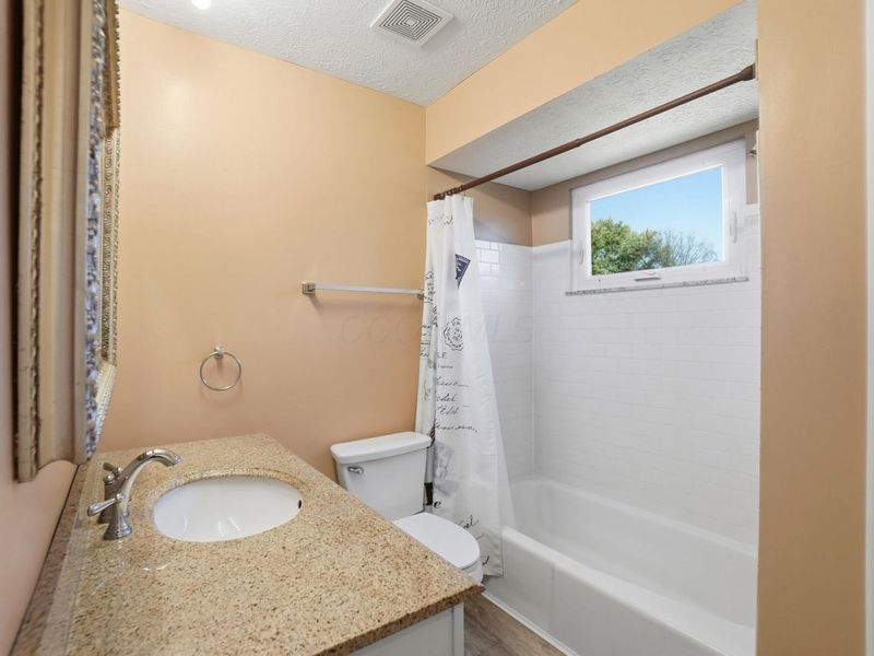 1710 Carrigallen Lane, Columbus, OH 43228 Photo 38