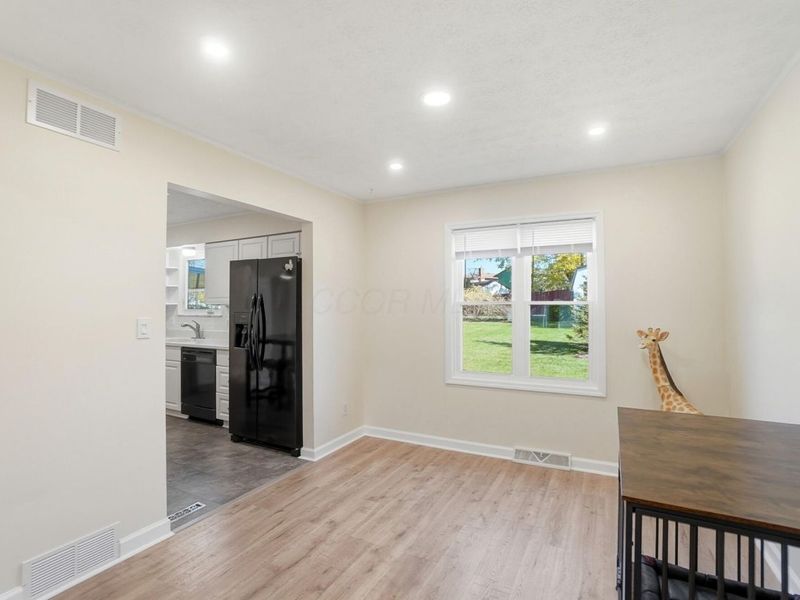 1710 Carrigallen Lane, Columbus, OH 43228 Photo 9