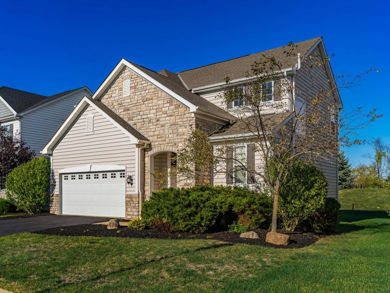 618 Sandhill Court, Delaware, OH 43015 Photo 3